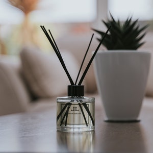 Oud and Rose REED DIFFUSER Bottle With Sticks, Reed Oil Diffuser
