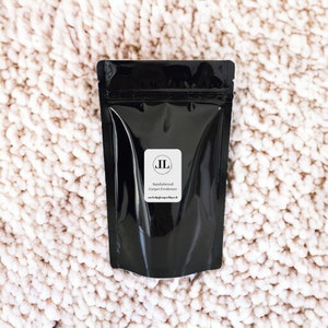 sandalwood strong scented carpet freshener powder eco friendly cleaning Long Lasting Vegan and cruelty free Natural 500g black foil zip lock bag stay Sustainable natural cleaning