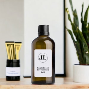 Reed Diffuser Refill Oil In Sandalwood Scent - Fresh Woody Scent - 100ml Glass Bottle Strong Scented Long Lasting Vegan & Cruelty Free