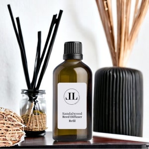 Reed Diffuser Refill Oil In Sandalwood Scent - Fresh Woody Scent - 100ml Glass Bottle Strong Scented Long Lasting Vegan & Cruelty Free. Rustic calming natural scents