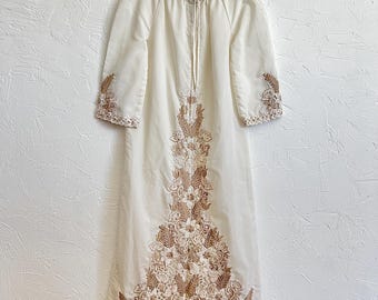 Stunning 70s Floral Embroidered Long Sleeve Kaftan Gown Dress - Beige, Tan, Brown, Neutral - Large/XL