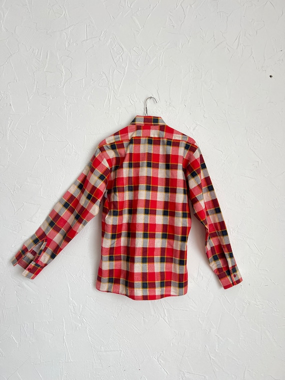 Vintage 70s Wrangler Red Soft Plaid Men’s Button … - image 4