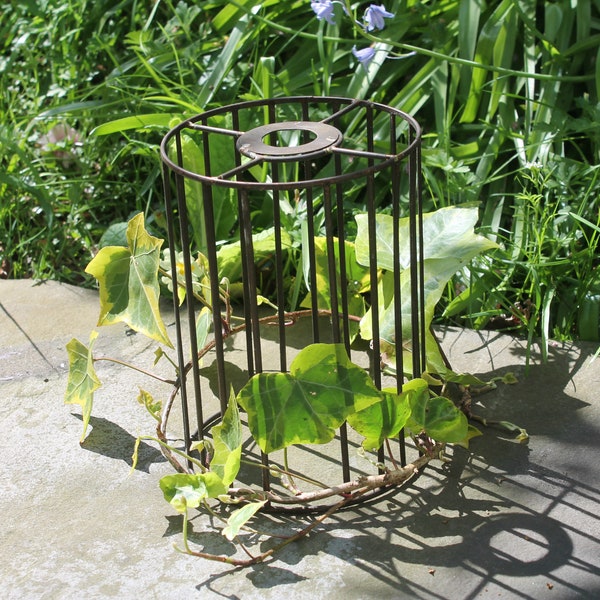 lampe de plafond en fil métallique léger de cage à oiseaux, éclairage steampunk, lumière de grange, éclairage de loft industriel, abat-jour rustique de pendentif de plafond de tambour