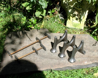 Piedini e staffe per radiatori d'epoca per radiatori tradizionali d'epoca e di recupero, ferramenta in ghisa stile vittoriano