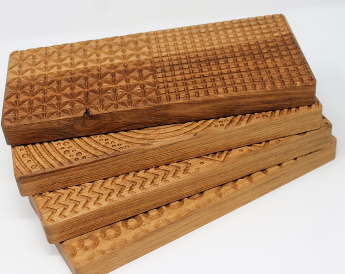 Oak Pasta Making Kit: Gnocchi Board with Mini Rolling Pins