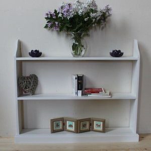Standing shelves 2024 for bedroom
