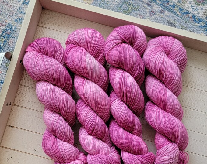 Violet Rose - Standard Sock Yarn | Hand Dyed Tonal Variegated Yarn | Fingering weight superwash merino nylon yarn Y002V