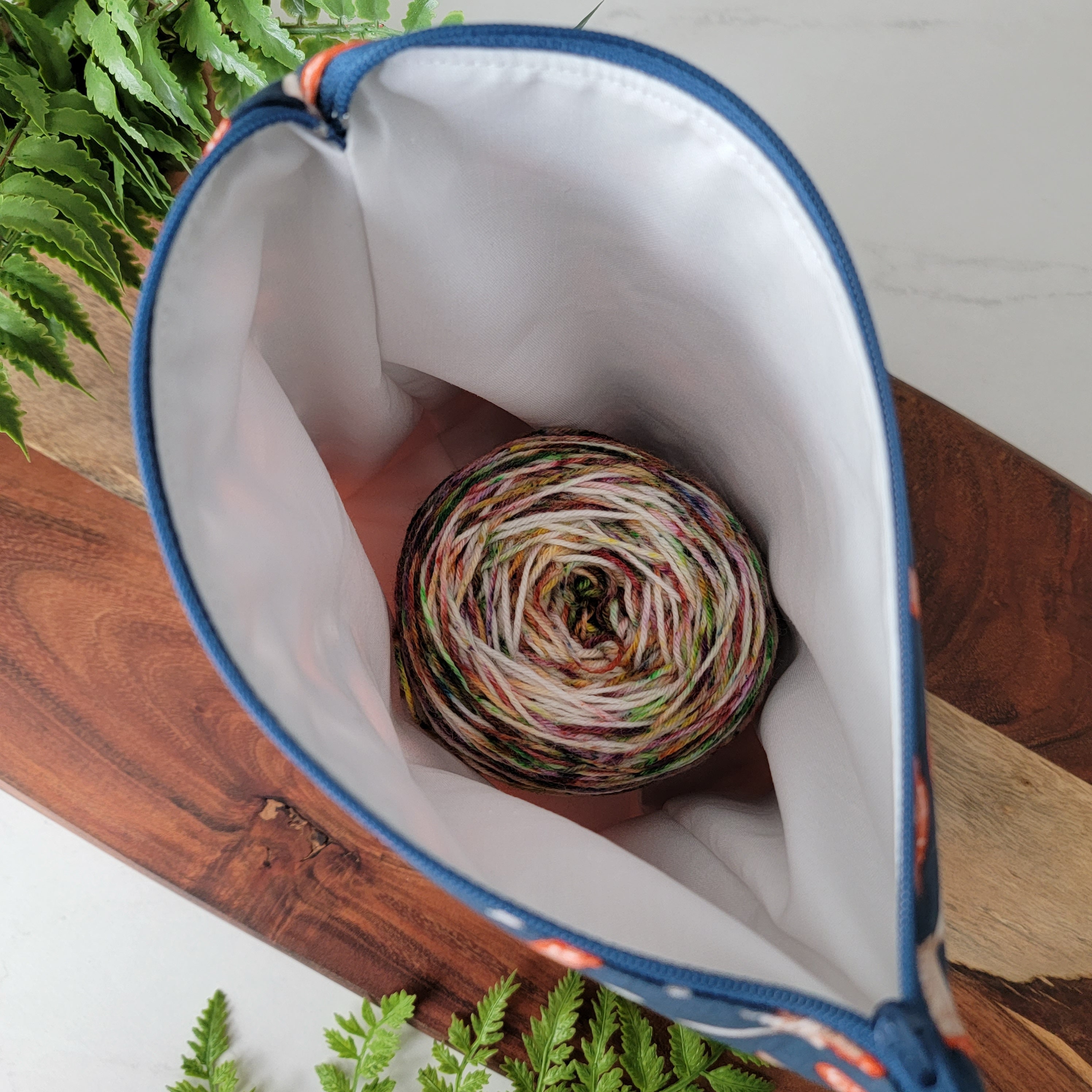 JNHearts バッグ Check Wool Garden Mini/Red Mini Trini Bag – Small