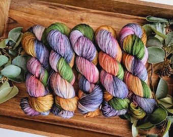 Love My Tennessee - Standard Sock Yarn | Variegated Hand Dyed Yarn | Fingering weight superwash merino nylon yarn Y002V