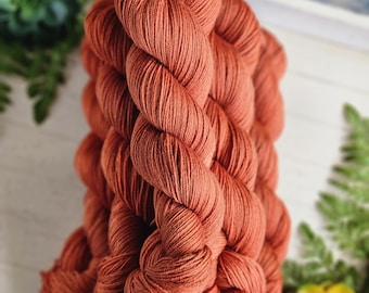 Cinnamon Spice - Standard Sock Yarn | Hand Dyed Tonal Semisolid Fingering weight superwash merino nylon Y002T