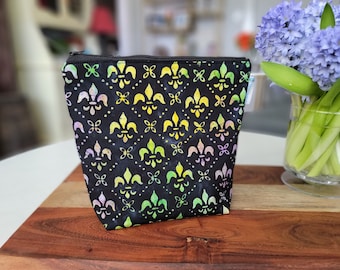 Batik Fleur de Lis (New Orleans) - Small Clutch Style Knitting Crochet Project Bag, Sock Sack small zipper tote cosmetic bag tote SD74