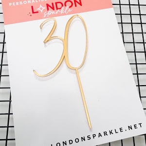 30 décorations pour gâteau en acrylique | 30 breloques en acrylique pour gâteau | trente breloques acrylique |  charme personnalisé | gâteau d'anniversaire | charme numérique