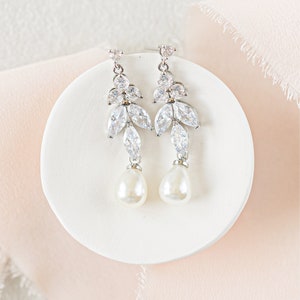 silver pearl wedding earrings