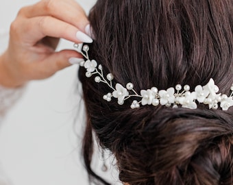 Pearl Bridal Hair Vine Flower Wedding Hair Comb, White Flower Bridal Hair Vine, Wedding Hair Vine, Pearl Floral Hair Combs, Cassie