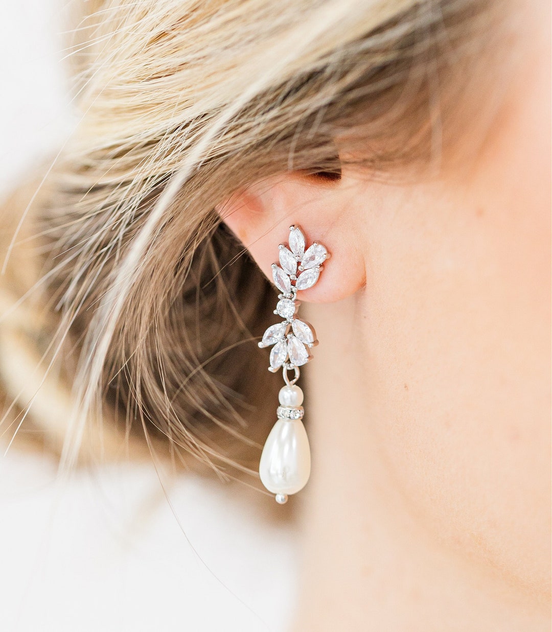 15789 - Bridal Praise Drop Earrings main image 1