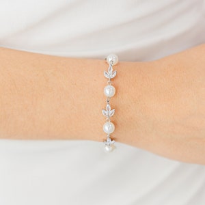 pearl wedding bracelet