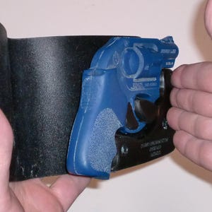 Kevin's Wallet/Pocket Holster - Ruger LCR 38 Revolver image 3