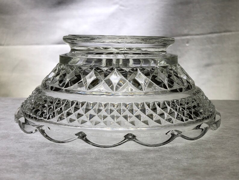 Wexford Fruit or Dessert Bowl Scalloped Edge