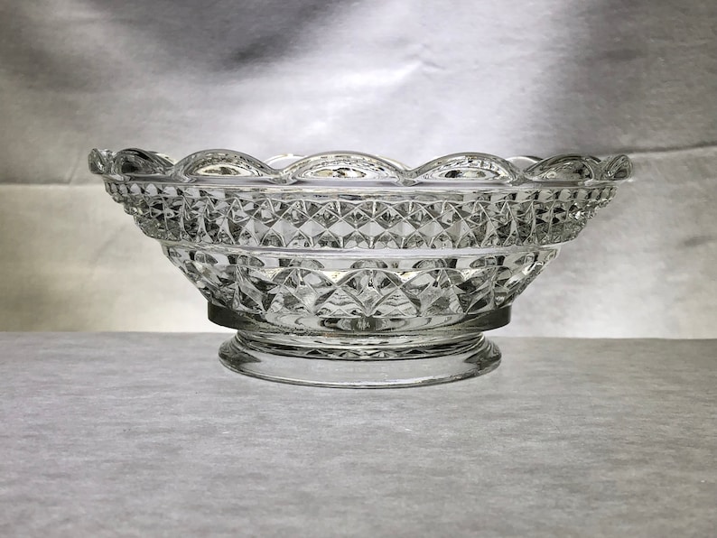 Wexford Fruit or Dessert Bowl Scalloped Edge