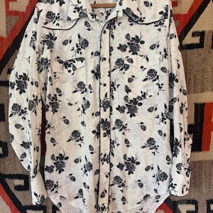 Vintage 1970er Wrangler Western Blumendruck Perle Snap Größe L / XL