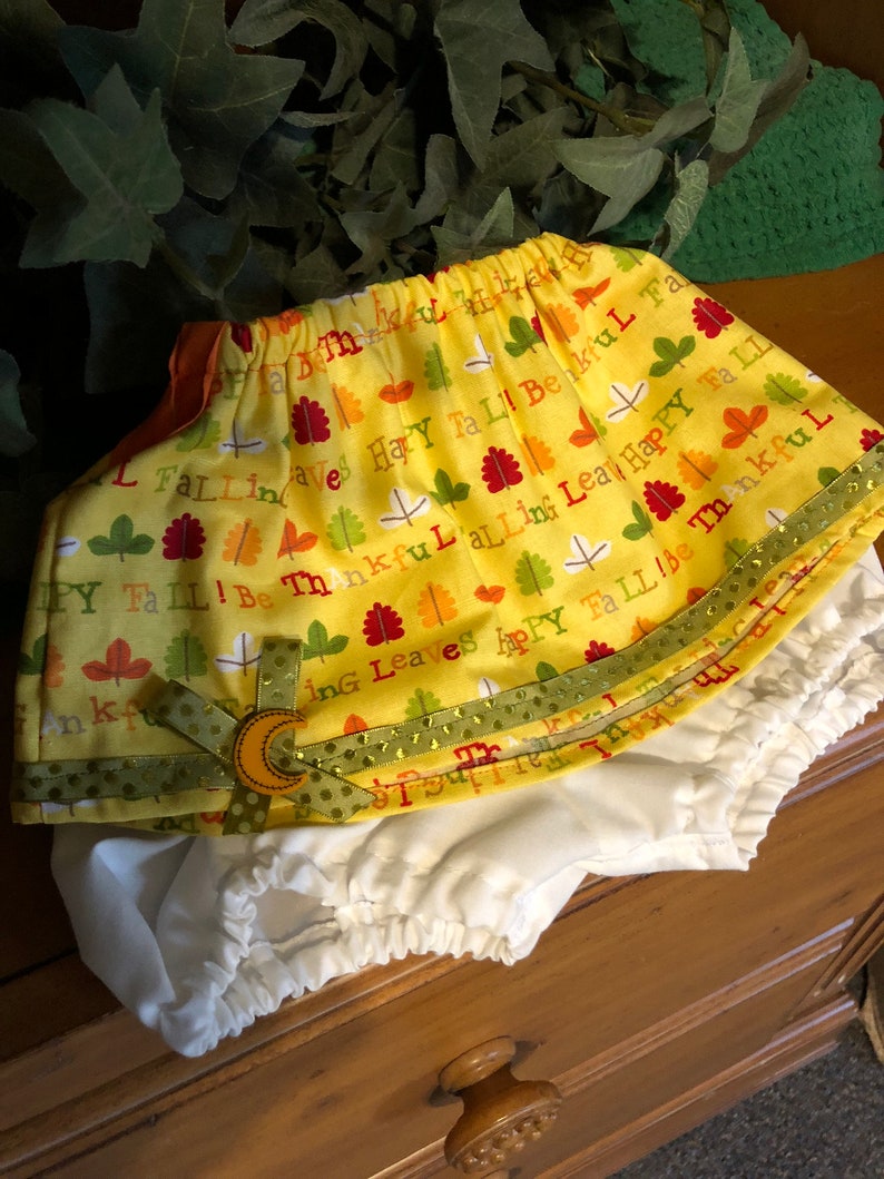 interchangeable holiday 2-piece short sets pre-made pot pal outfits home decor