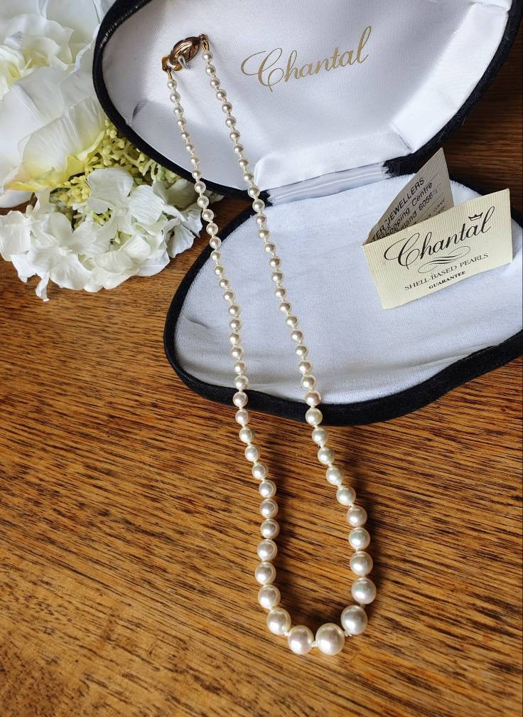 Vintage Chantal White Shell Pearl Neckace Gold Vermeil Clasp