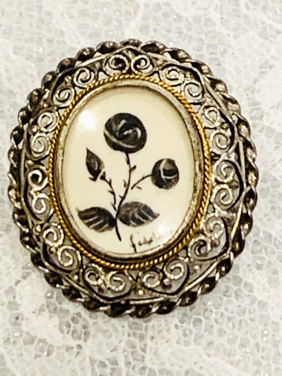 Beautiful Vintage 800 Silver Signed Rose Brooch