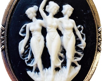 Black and White Three Graces Cameo Brooch Resin Silvertone