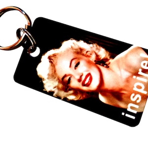Kaartsleutelhanger Marilyn Monrou-sleutelhanger Dames - Met citaat - "Geef een meisje de juiste schoenen...." Accessoires Collectible