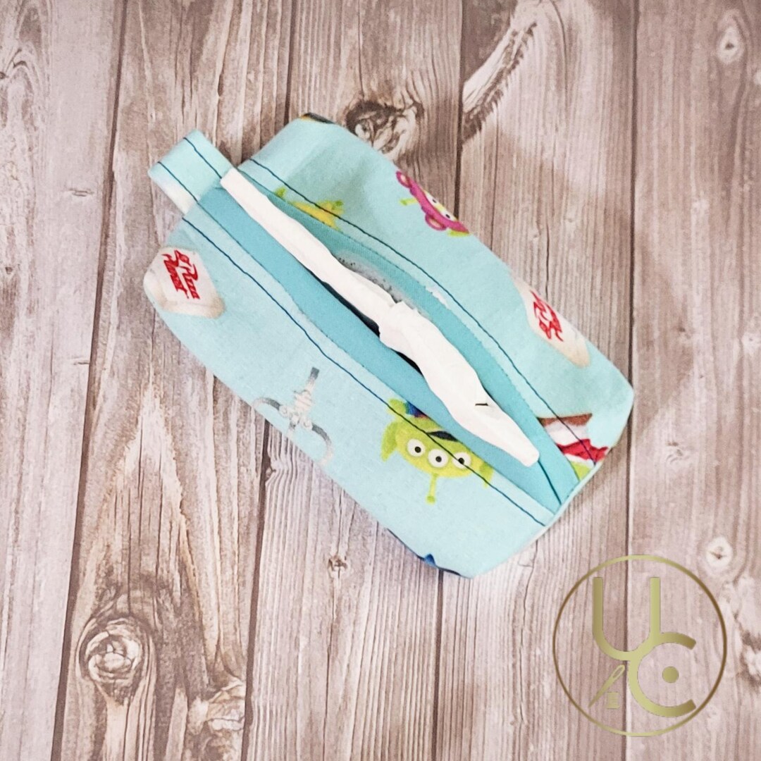 Alien Tissue Pouch - Tissue Pouch - Travel Tissue Pouch - Tissue ...