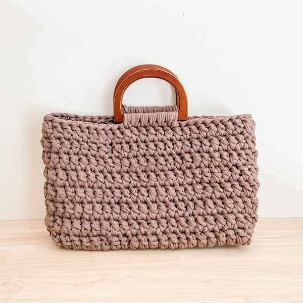 Modèle de sac à main facile au crochet - Modèle de sac à main au crochet épais - Modèle de sac à main classique - Sac au crochet avec poignées en bois - Le sac Ogunquit