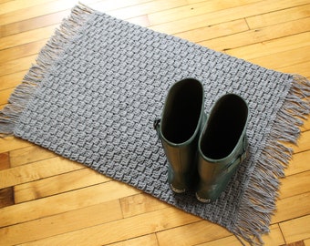 Easy crochet area rug pattern - Textured crochet floor mat pattern - Crochet home decor pattern - The Jack Rug