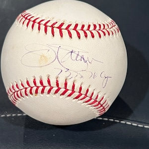 Hall of Famer 3X Cy Young Winner Jim Palmer autographed baseball