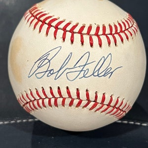 Vintage Hall of Famer Bob Feller signed baseball