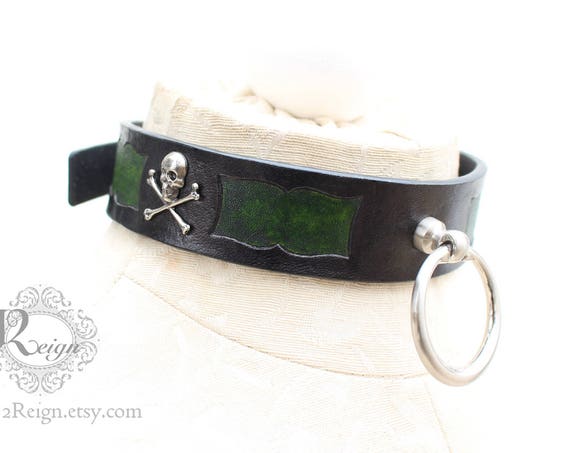 Fetish leather collar- Pirate design. READY TO SHIP! 1 Medium (4-16in) available.