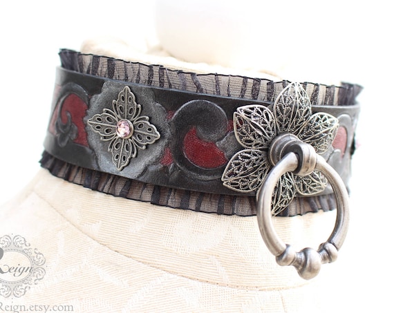 Fetish leather collar- "Garden of Otherworldly Delights." READY TO SHIP! Size: Small (12-14 in)