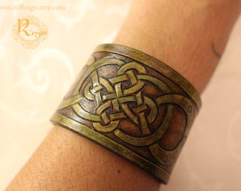 Leather wristband, Celtic- infinity quad knot bracelet design in natural greens and browns. NEW snap closure and custom sizing available!