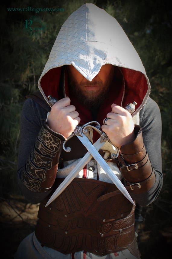 Assassin's Creed Armor - Main and offhand bracer set