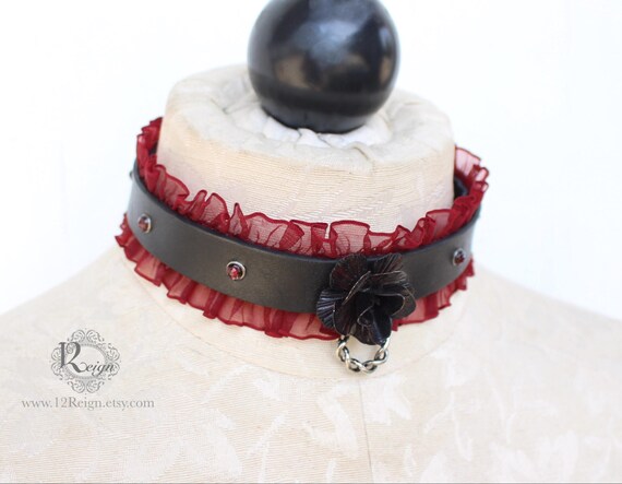 Leather Day Collar- NEW! Easy chain adjustable. Available in several color variations!