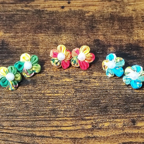 Boucles d'oreilles clips madras petites fleurs