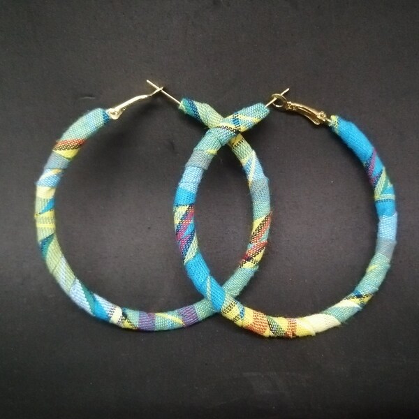 Boucles d'oreilles créoles madras