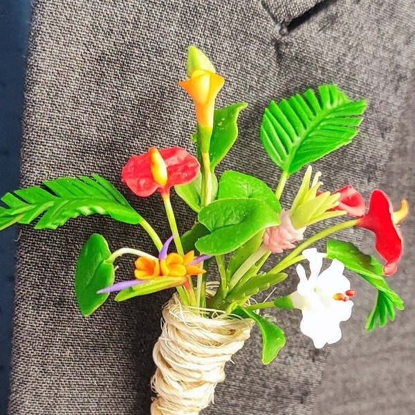 Boutonnière de fleurs exotiques, tropicales miniatures