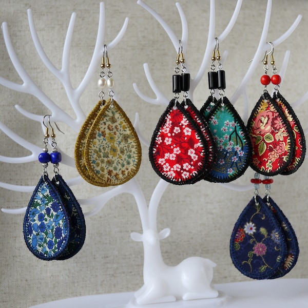 Boucles d'oreilles en tissu  liberty ou japonais, boucles d'oreilles textiles, boucles d'oreilles artisanales