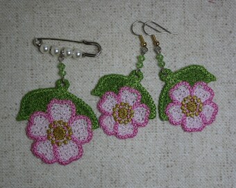 broche et boucles d'oreilles sakura fleur de cerisier en dentelle