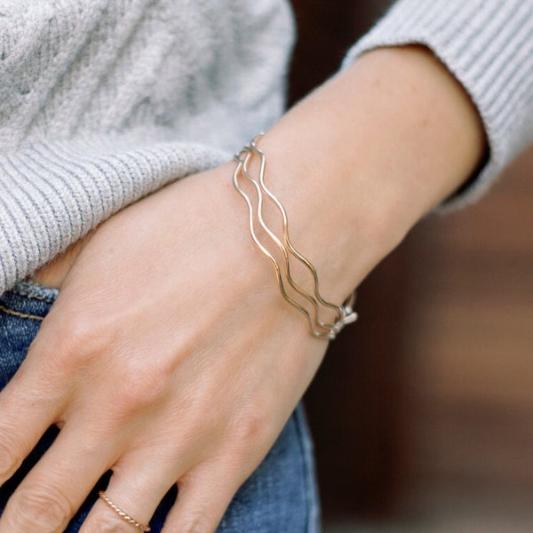 Wavy Gold Bangles | 14k Gold Filled Wave Bangle Bracelet