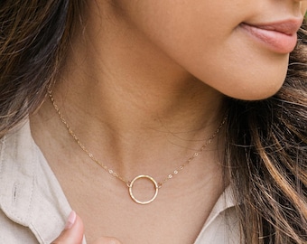 14k Gold Filled Unendlichkeits-Kreis-Halskette Zierliche, minimale Layering Halskette
