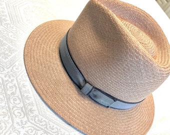 Vtg size M Mens Panama Genuine Ecuador Palm Woven Summer Baileys of Hollywood Hat