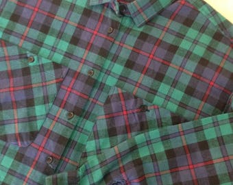 Flannel size Large Green, Navy and Black Plaid 100% Cotton Fall - Winter long Sleeve Button Shirt