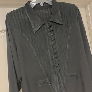 New size L Light Weight Polyester Casual Button Short Blouse Jacket, Israel No-Wrinkle Travel