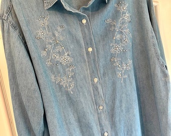 Bill Blass size L  Western Light Blue Denim Long Sleeve Button Cotton Embroidery Beaded Cowboy Shirt